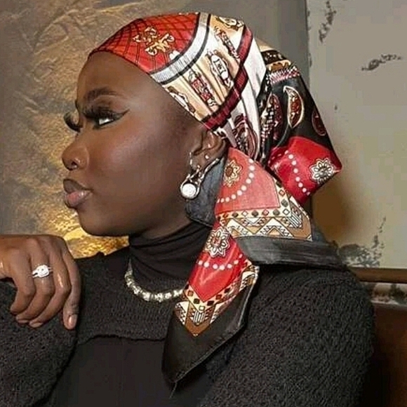 💖 Satin Oversized Square Red Paisley Floral Scarf Hair Neck Classic Accessory - Picture 4 of 17